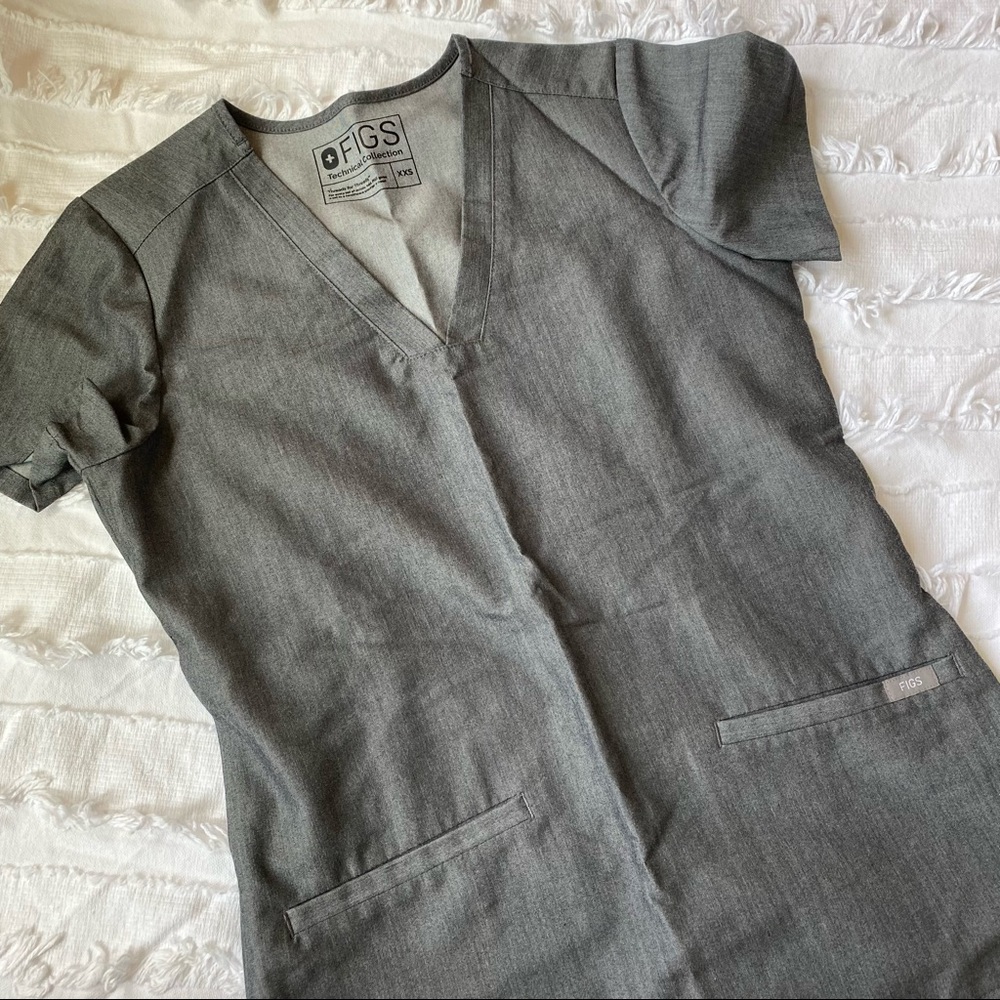 Figs Graphite Casma Scrub Top XXS